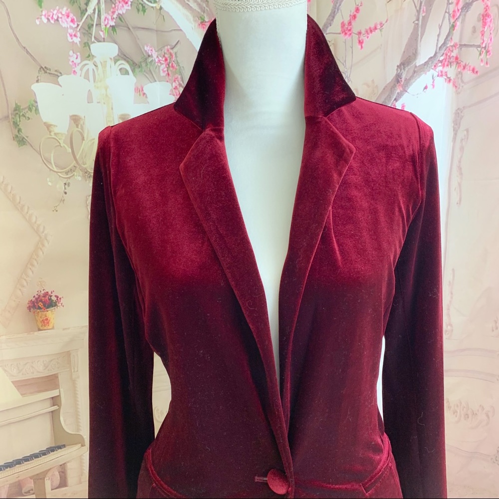 SOLD Tahari Asl One Button Red Velvet Velour Blaz - Picture 4 of 11